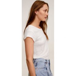 Mango - T-shirt Lisnno. Białe topy damskie Mango, s, bez wzorów, ze lnu, z okrągłym kołnierzem. Za 69,90 zł.