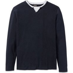Sweter w optyce 2 w 1 z bawełny z recyklingu bonprix ciemnoniebieski. Niebieskie swetry męskie bonprix, s, z bawełny. Za 74,99 zł.
