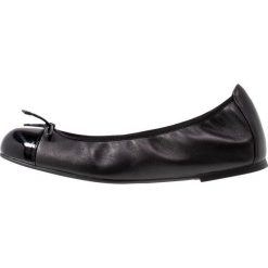 Unisa AUTO Baleriny black. Czarne baleriny damskie lakierowane Unisa, z materiału. Za 379,00 zł.