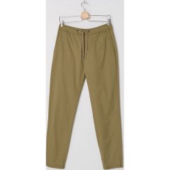 Joggery z organicznej bawełny - Zielony. Zielone spodnie męskie House, s, bez wzorów, z bawełny. Za 99,99 zł.