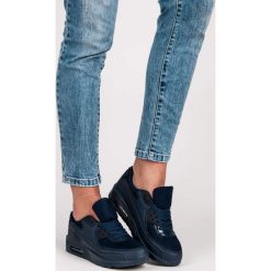 Buty sportowe damskie: DAMSKIE BUTY SPORTOWE