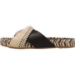 Klapki damskie: Paloma Barceló TAMARISCO Klapki black/natural