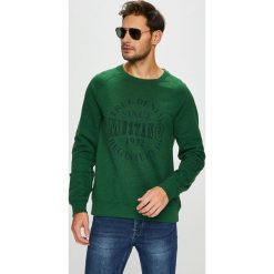 Mustang - Bluza. Zielone bluzy męskie Mustang, s, z nadrukiem, z bawełny, z okrągłym kołnierzem, bez rękawów, bez kaptura. W wyprzedaży za 139,90 zł.