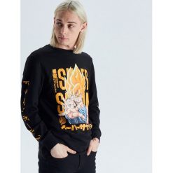 Koszulka z długim rękawem Dragon Ball - Czarny. Czarne koszulki męskie marki Cropp, s, bez wzorów, bez kołnierzyka, z długim rękawem, długie. Za 59,99 zł.