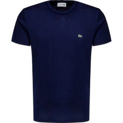 T-shirt LACOSTE. Białe t-shirty męskie Lacoste, m, z nadrukiem, z bawełny, klasyczne, z okrągłym kołnierzem. Za 250,00 zł.
