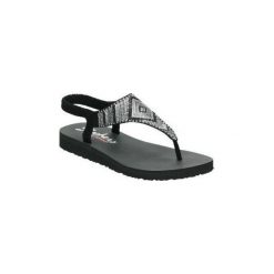Sandały Skechers 31769-BLK. Czarne sandały damskie Skechers, bez wzorów, bez obcasa, bez zapięcia. Za 175,48 zł.