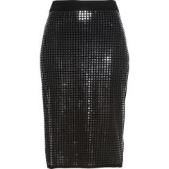 Spódnica dzianinowa bonprix czarny. Czarne spódniczki damskie bonprix, z dzianiny. Za 109,99 zł.