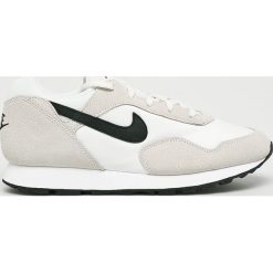 Nike - Buty Outburst. Szare buty sportowe damskie Nike, z materiału. W wyprzedaży za 329,90 zł.