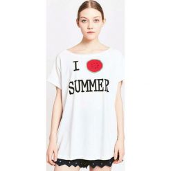 T-shirty damskie: T-shirt z okrągłym dekoltem, nadrukiem i krótkimi rękawami