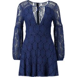 Sukienki: Missguided PLUNGE TIE NECK SKATER DRESS Sukienka koktajlowa navy