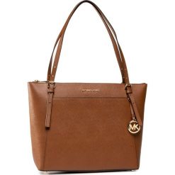 Torebka MICHAEL MICHAEL KORS - Voyager 30T9GV6T9L Luggage. Pomarańczowe torebki klasyczne damskie MICHAEL Michael Kors, bez wzorów, ze skóry, klasyczne, bez dodatków. Za 1179,00 zł.