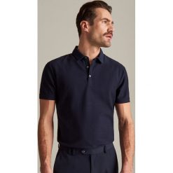 Koszulka polo regular fit - Granatowy. Niebieskie koszulki męskie Reserved, s, bez wzorów, polo, bez rękawów. Za 79,99 zł.