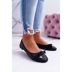 Baleriny Damskie Eleganckie Czarne LaDonna. Czarne baleriny damskie Tagless, z aplikacjami, ze skóry ekologicznej, eleganckie, bez obcasa. Za 49,00 zł.