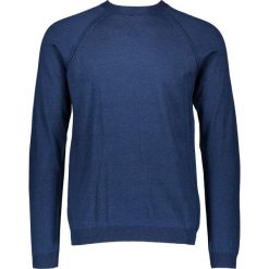 Sweter w kolorze niebieskim. Niebieskie swetry klasyczne męskie marki Benetton, m, z bawełny, z okrągłym kołnierzem. W wyprzedaży za 84,95 zł.