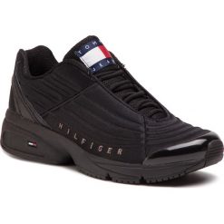 Sneakersy TOMMY JEANS - Heritage Tommy Jeans Sneaker EM0EM00196 Triple Black 901. Czarne półbuty męskie Tommy Jeans, na co dzień, bez wzorów, z jeansu, bez zapięcia. Za 539,00 zł.