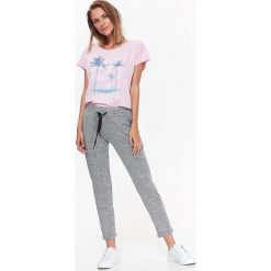 DZIANINOWE SPODNIE DŁUGIE DAMSKIE, GŁADKIE. Szare spodnie dresowe damskie Top Secret, na lato, z dresówki. Za 34,99 zł.