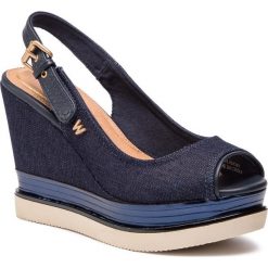 Sandały WRANGLER - Clipper Kelly Chan WL91658A Navy/Navy 646. Niebieskie klapki damskie Wrangler, bez wzorów, ze skóry ekologicznej, bez obcasa, na obcasie. W wyprzedaży za 209,00 zł.