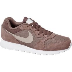 Sneakersy damskie Nike Md Runner 2 NIKE fioletowe. Fioletowe sneakersy damskie Nike, ze skóry. Za 259,90 zł.