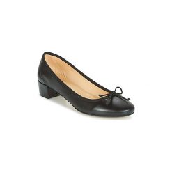Baleriny Betty London EZATOU. Czarne baleriny damskie lakierowane Betty London. Za 247,20 zł.