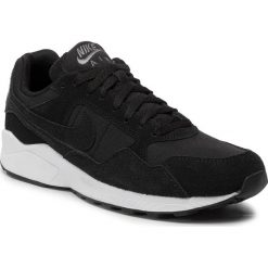 Buty NIKE - Air Pegasus '92 Lite Se CJ5845 001 Black/Black/White/Dark Grey. Czarne buty sportowe męskie Nike, na co dzień, bez wzorów, ze skóry, eleganckie, bez zapięcia. W wyprzedaży za 269,00 zł.