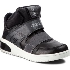 Sneakersy GEOX - J Xled B. A J847QA 05411 C9999 D Black. Czarne trampki chłopięce Geox, bez wzorów, ze skóry ekologicznej, bez zapięcia. W wyprzedaży za 249,00 zł.