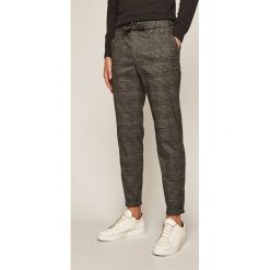 Medicine - Spodnie Hip & Raw. Szare spodnie męskie MEDICINE, na co dzień, s, bez wzorów, z elastanu, casualowe. Za 149,90 zł.