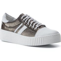 Sneakersy QUAZI - QZ-39-02-000252 624. Szare półbuty damskie QUAZI, ze skóry. W wyprzedaży za 239,00 zł.