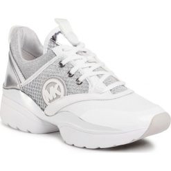 Sneakersy MICHAEL MICHAEL KORS - Charlie Trainer 43T0CHFS3D Silver. Szare półbuty damskie MICHAEL Michael Kors, na co dzień, bez wzorów, ze skóry ekologicznej, bez obcasa, na płaskiej podeszwie, bez zapięcia. Za 879,00 zł.