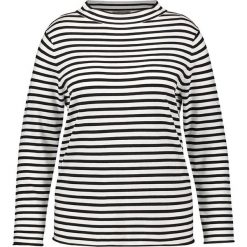 Sweter w kolorze biało-czarnym. Czarne swetry damskie SAMOON, w paski, bez rękawów, bez kaptura. W wyprzedaży za 172,95 zł.