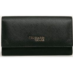 Trussardi Jeans - Portfel. Czarne portfele damskie Trussardi Jeans, bez wzorów, z poliesteru. W wyprzedaży za 199,90 zł.