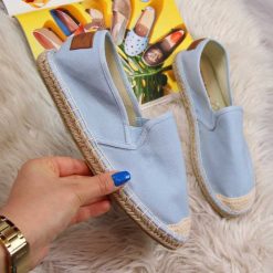 Espadryle damskie wsuwane niebieskie Cross Jeans - błękitny. Niebieskie espadryle damskie Cross Jeans, bez wzorów, z jeansu, bez obcasa. Za 39,00 zł.