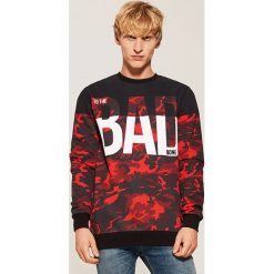 Bluza z napisem Bad - Czerwony. Czerwone bluzy męskie rozpinane marki House, l, z napisami. Za 79,99 zł.