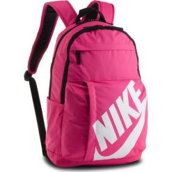 Plecak NIKE - BA5381 674. Czerwone plecaki damskie Nike, z materiału, sportowe. Za 99,00 zł.
