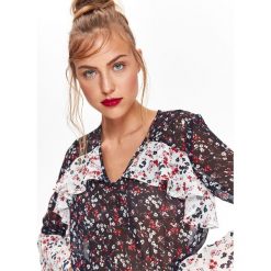 BLUZKA DŁUGI RĘKAW O LUŹNYM KROJU. Czarne bluzki damskie marki Top Secret, w kwiaty, z tkaniny, eleganckie, z dekoltem w serek, z długim rękawem. Za 99,99 zł.