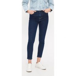 Jeansy skinny - Niebieski. Niebieskie jeansy damskie House. W wyprzedaży za 69,99 zł.