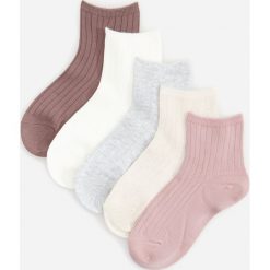 Bawełniane skarpetki 5 pack - Beżowy. Brązowe skarpetki damskie Reserved, bez wzorów, z bawełny. Za 39,99 zł.