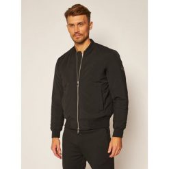 Kurtka bomber Armani Exchange 6HZB52 ZNG1Z 1200. Czarne kurtki męskie Armani Exchange, xxl, bez wzorów, bez kaptura. Za 1099,00 zł.