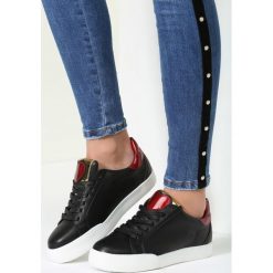 Czarne Buty Sportowe Always True. Brązowe buty sportowe damskie marki vices. Za 79,99 zł.