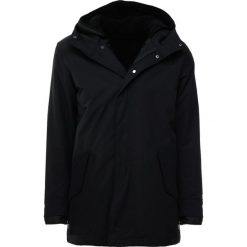 Levi's® FISHTAIL Parka black. Czarne parki męskie Levi's®, l, z bawełny. Za 729,00 zł.