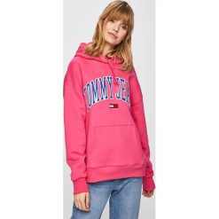 Tommy Jeans - Bluza. Białe bluzy damskie Tommy Jeans, s, z nadrukiem, z bawełny, bez rękawów, z kapturem. W wyprzedaży za 319,90 zł.