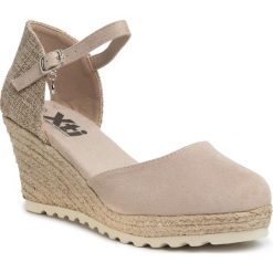 Espadryle XTI - 44025 Beige. Brązowe espadryle damskie Xti, bez wzorów, z tworzywa sztucznego, bez obcasa, na obcasie. W wyprzedaży za 149,00 zł.