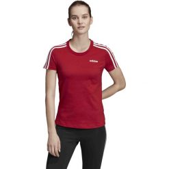 DAMSKA KOSZULKA ADIDAS ESSENTIALS 3-STRIPES (L). Czerwone koszulki damskie Adidas, l, bez wzorów, bez kołnierzyka. W wyprzedaży za 79,99 zł.