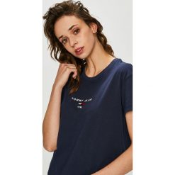 Tommy Jeans - Top. Czarne topy damskie Tommy Jeans, l, z aplikacjami, z bawełny, z okrągłym kołnierzem. Za 179,90 zł.