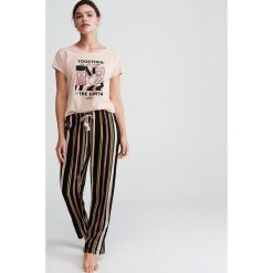 Piżama Disney - Kremowy. Piżamy damskie Reserved. Za 99,99 zł.