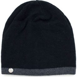 Czapka damska Timeless czarna. Czarne czapki zimowe damskie Art of Polo. Za 42,47 zł.