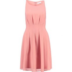 Sukienki hiszpanki: Carolina Cavour Sukienka koktajlowa rose pink