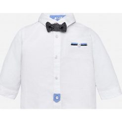 Mayoral - Koszula dziecięca + mucha 68-98 cm. Białe koszule chłopięce Mayoral, z aplikacjami, z bawełny, eleganckie, z klasycznym kołnierzykiem, z długim rękawem, długie. W wyprzedaży za 79,90 zł.