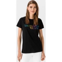 Trussardi Jeans Koszulka Czarny. Czarne koszulki damskie Trussardi Jeans, s, z nadrukiem, z bawełny, bez kołnierzyka. Za 206,95 zł.