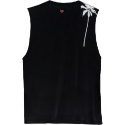 Top "Jagger" w kolorze czarnym. Czarne bluzki damskie June 7.2, m, z nadrukiem, z wiskozy, z okrągłym kołnierzem. W wyprzedaży za 169,95 zł.