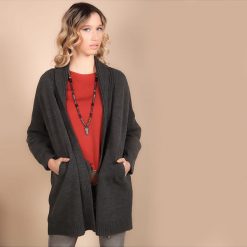 Kardigan w kolorze antracytowym. Szare swetry damskie Chattawak, l, bez wzorów, ze splotem. W wyprzedaży za 99,95 zł.